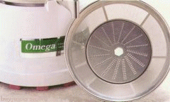 The Omega 4000 Juicer has a large cutting blade and strainer, which also seperates for easy cleaning, and easy replacement of the blade, should it get dull.